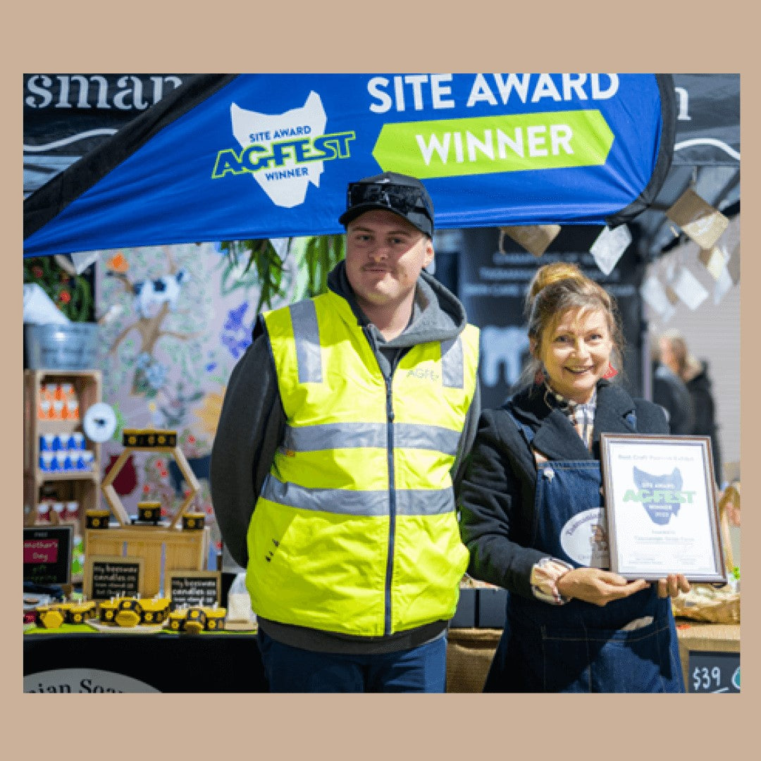 21. NEWS/AWARDS